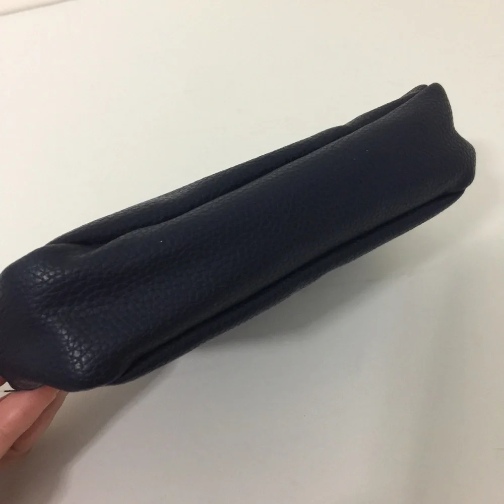 Oscar de la Renta Travel Pouch